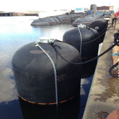 chất lượng  Navy 50kpa Submarine Fender Hydro Pneumatic Rubber Fenders Customized Sizes nhà máy