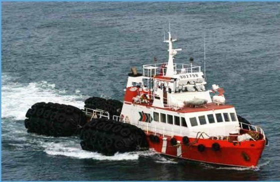 50kpa 80kpa Chắn bùn cao su khí nén nổi Docking Các loại chắn bùn tàu bơm hơi