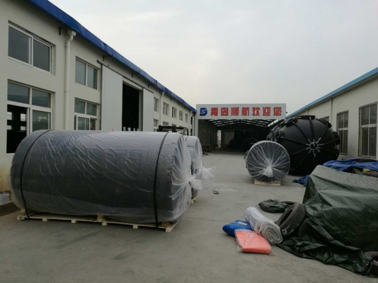 Phòng chống tia cực tím OEM EVA Foam Fender với Swivel bao gồm và vật liệu bên trong
